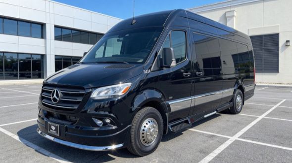 10 passenger sprinter van thornton