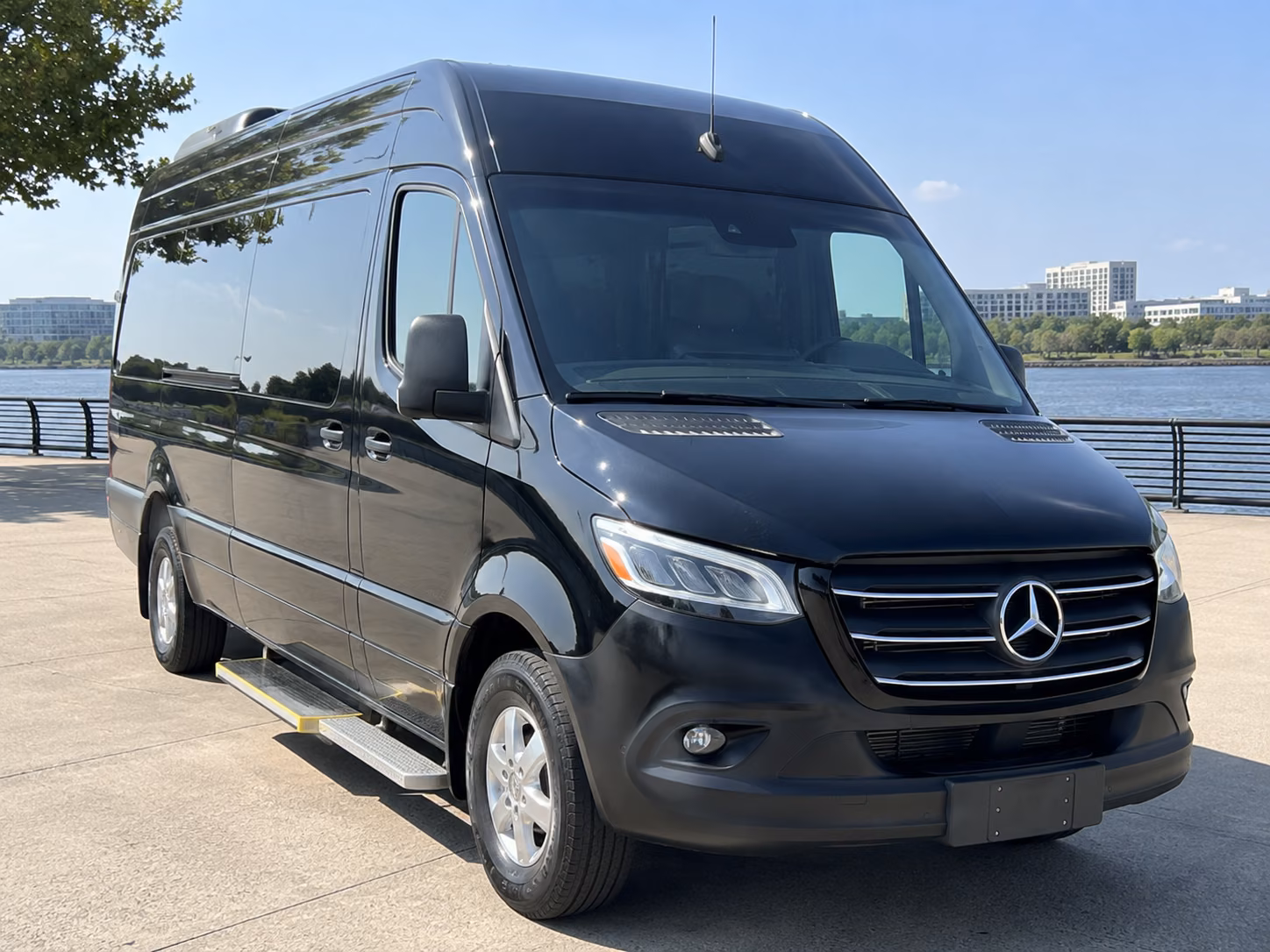 client transfer and vip executive sprinter van service in thornton colorado