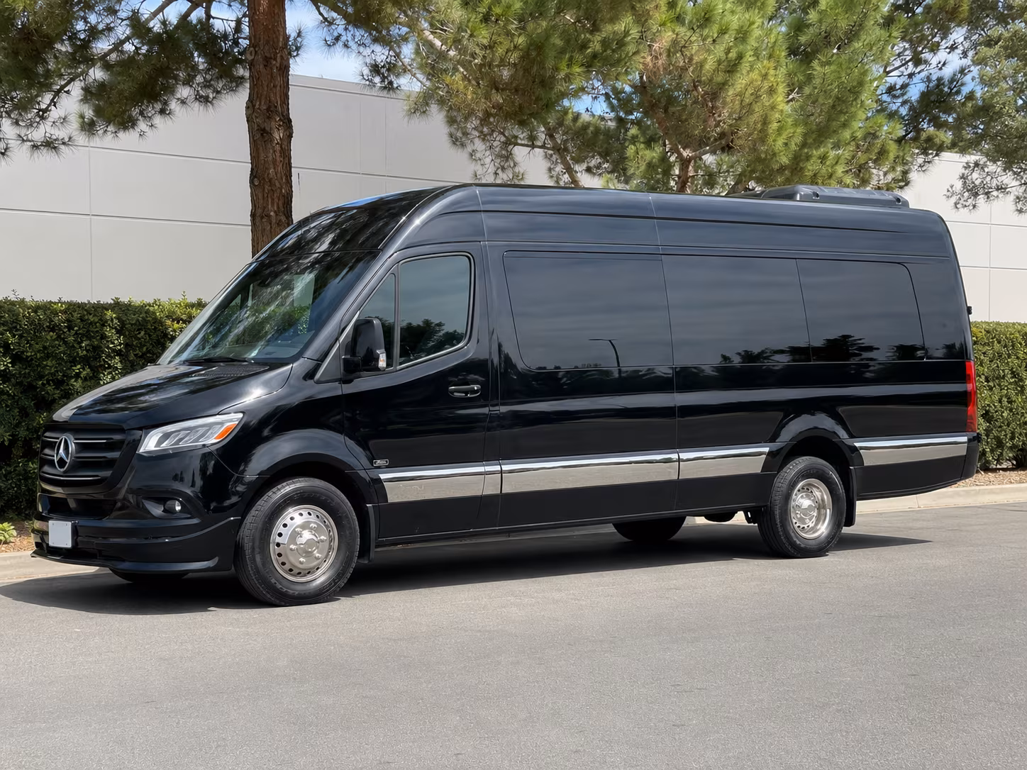 find the perfect transportation for your next wine tour 1