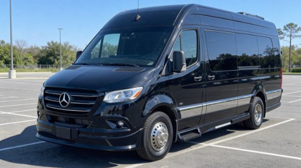 thornton 8 passenger sprinter van
